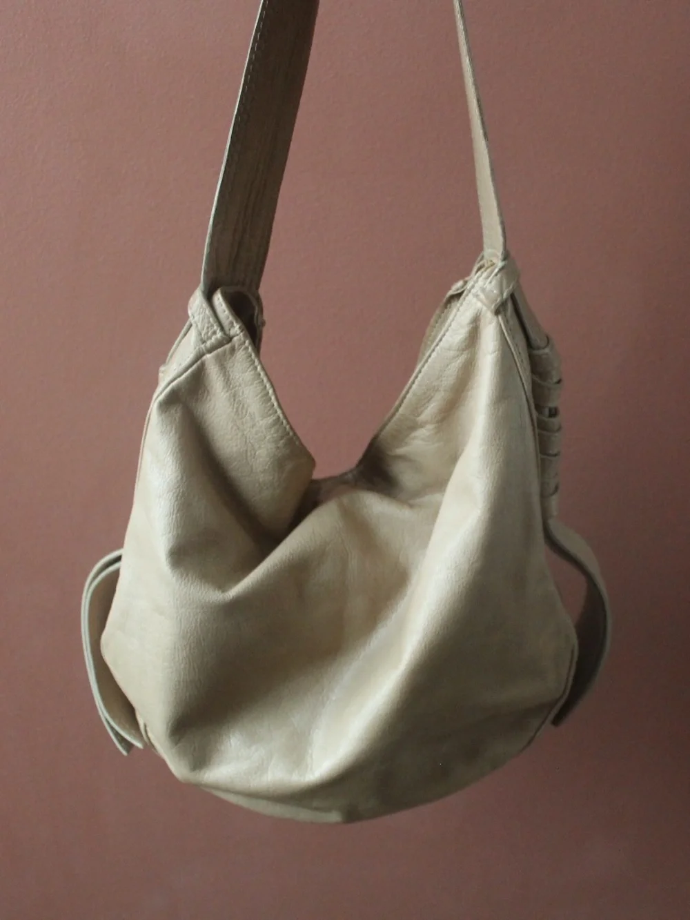 M. Clifford Tan Beige Hobo Bag Vintage Tassels Red Suede lining